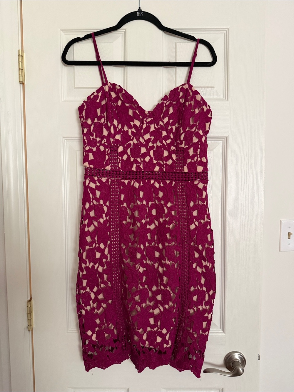 Lulus Lace Midi Dress in Pink Size Large Like New